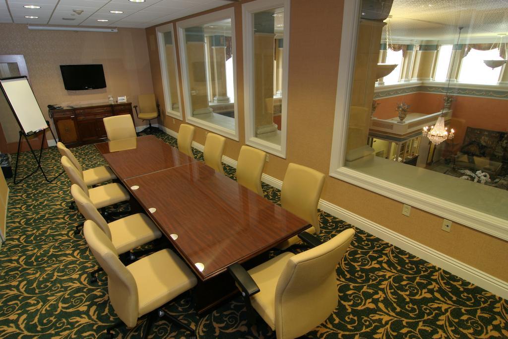 Charley Creek Inn Wabash Εξωτερικό φωτογραφία