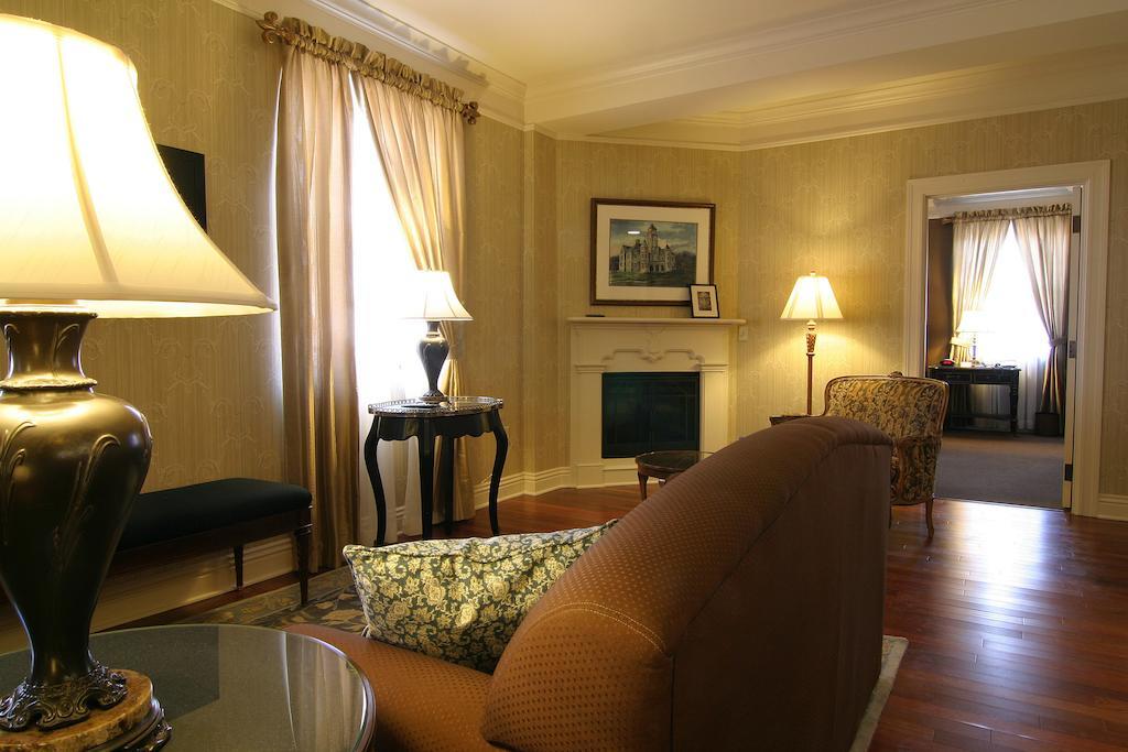 Charley Creek Inn Wabash Εξωτερικό φωτογραφία