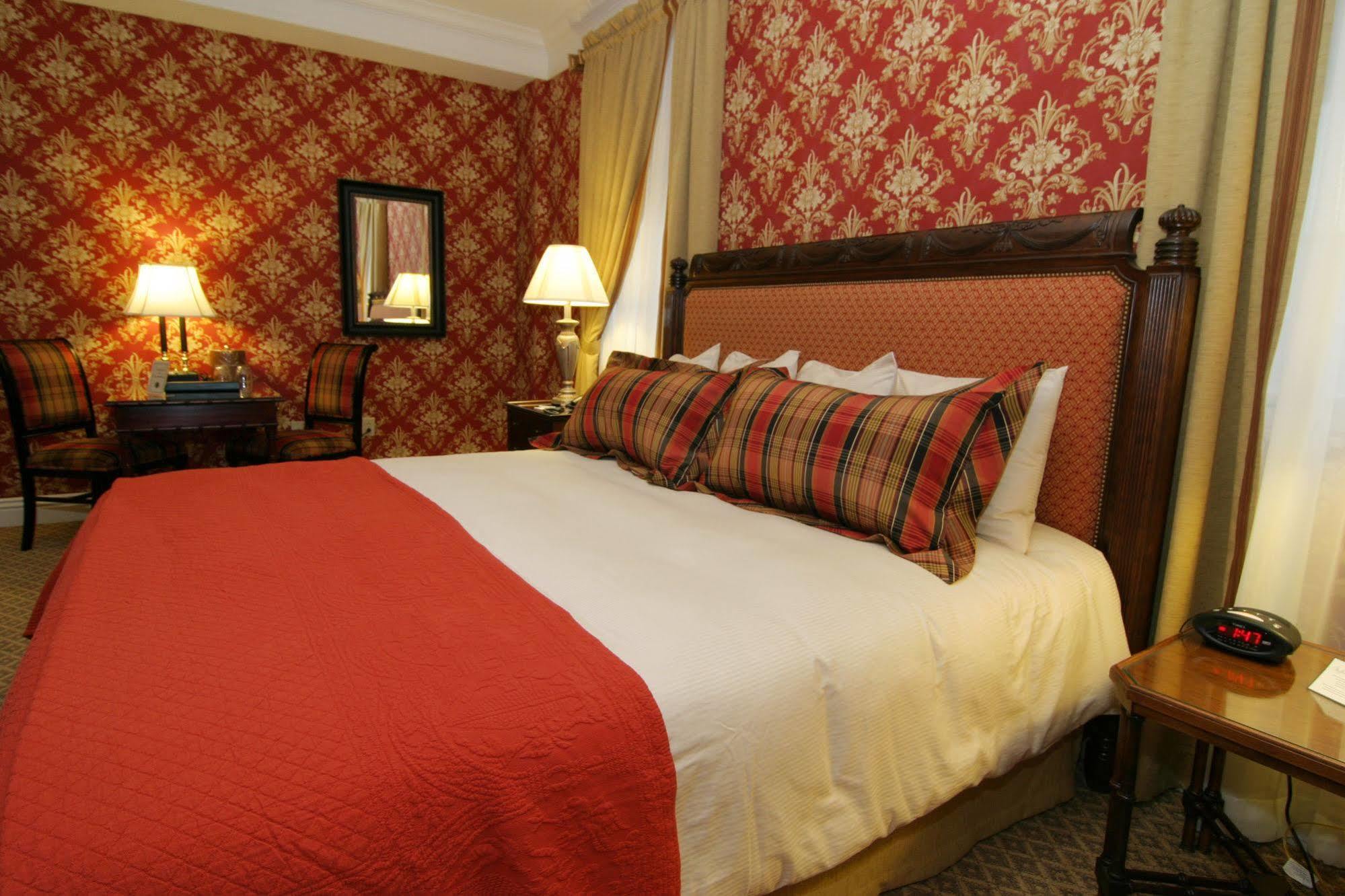 Charley Creek Inn Wabash Δωμάτιο φωτογραφία