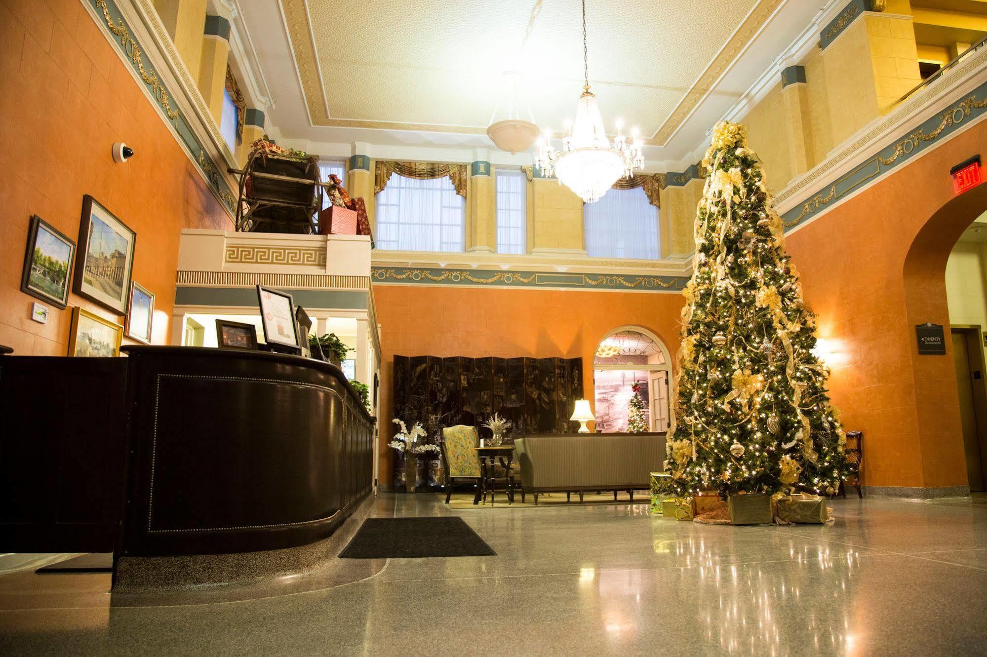 Charley Creek Inn Wabash Εξωτερικό φωτογραφία